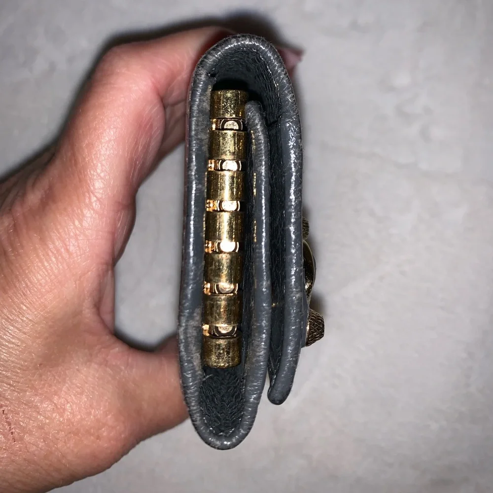 Balenciaga distressed leather key holder, amazing hardware! 100% AUTHENTIC - Picture 4 of 13